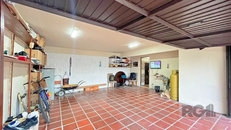 Imagem Casa com 3 Quartos à Venda, em Santa Tereza - Porto Alegre Imagem Casa com 3 Quartos à Venda, em Santa Tereza - Porto Alegre