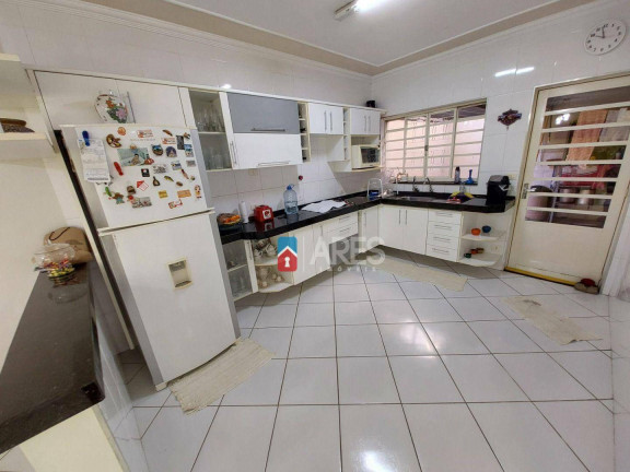 Imagem Casa com 3 Quartos à Venda, 191 m² em Parque Novo Mundo - Americana Imagem Casa com 3 Quartos à Venda, 191 m² em Parque Novo Mundo - Americana