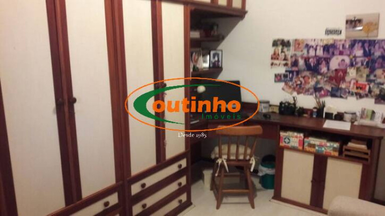 Imagem Apartamento com 3 Quartos à Venda, 146 m² em Tijuca - Rio De Janeiro Imagem Apartamento com 3 Quartos à Venda, 146 m² em Tijuca - Rio De Janeiro