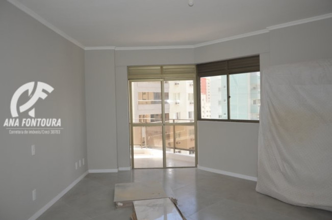 Imagem Apartamento com 3 Quartos à Venda, 189 m² em Centro - Balneário Camboriú Imagem Apartamento com 3 Quartos à Venda, 189 m² em Centro - Balneário Camboriú