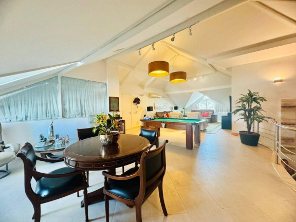 Imagem Casa de Condomínio com 4 Quartos para Alugar, 850 m² em Barra Da Tijuca - Rio De Janeiro Imagem Casa de Condomínio com 4 Quartos para Alugar, 850 m² em Barra Da Tijuca - Rio De Janeiro