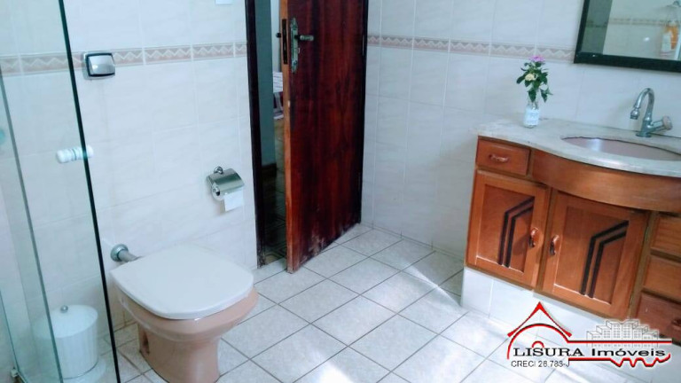 Imagem Casa com 3 Quartos à Venda, 128 m² em Jardim Nova Esperança - Jacareí Imagem Casa com 3 Quartos à Venda, 128 m² em Jardim Nova Esperança - Jacareí