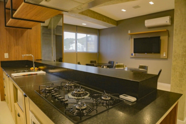 Imagem Apartamento com 2 Quartos à Venda, 60 m² em Nações - Balneário Camboriú