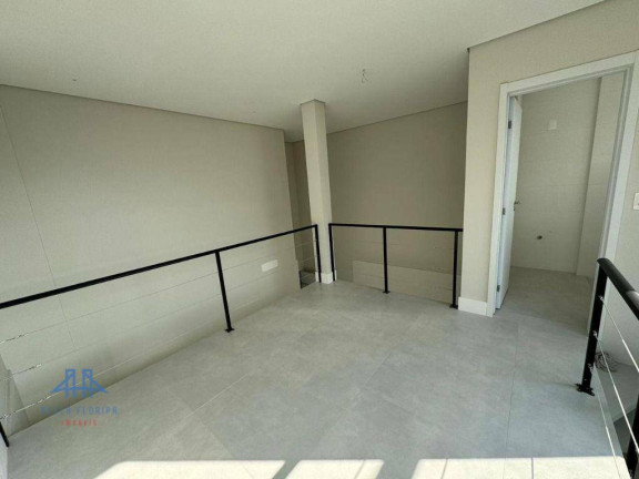 Imagem Loft com 1 Quarto à Venda, 46 m² em Centro - Florianópolis