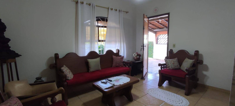 Imagem Casa com 4 Quartos à Venda, 420 m² em Centro - Peruíbe Imagem Casa com 4 Quartos à Venda, 420 m² em Centro - Peruíbe
