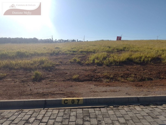 Terreno em Condomínio à Venda, 1.000 m² em Curitibanos - Bragança Paulista