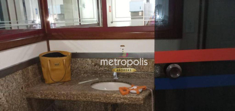 Imagem Sala Comercial à Venda ou Locação, 312 m² em Jardim - Santo André Imagem Sala Comercial à Venda ou Locação, 312 m² em Jardim - Santo André