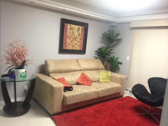 Imagem Imóvel com 2 Quartos à Venda, 94 m² em Icaraí - Niterói Imagem Imóvel com 2 Quartos à Venda, 94 m² em Icaraí - Niterói