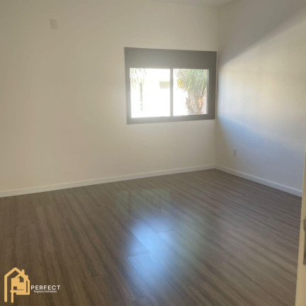 Imagem Casa com 4 Quartos à Venda, 320 m² em Condomínio Village Taubaté - Taubaté Imagem Casa com 4 Quartos à Venda, 320 m² em Condomínio Village Taubaté - Taubaté