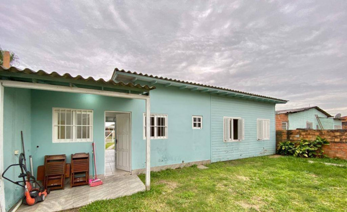 Imagem Casa com 3 Quartos à Venda, 220 m² em Zona Nova - Capão Da Canoa