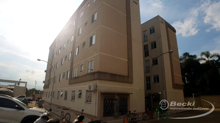 Apartamento com 2 Quartos para Alugar, 48 m² em Adhemar Garcia - Joinville