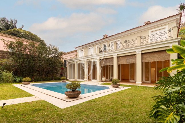 Imagem Casa com 4 Quartos à Venda, 750 m² em Jardim Europa - São Paulo