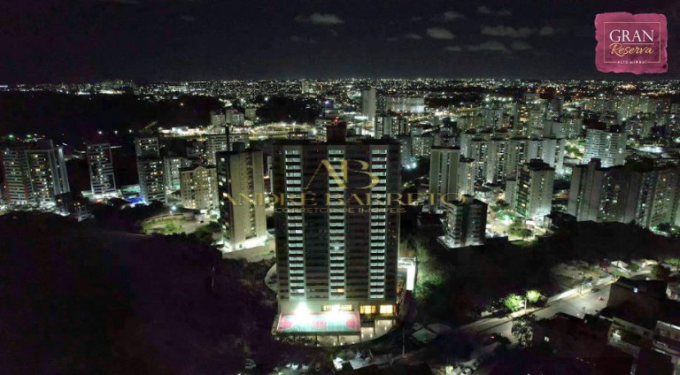 Imagem Apartamento com 2 Quartos à Venda, 53 m² em Imbuí - Salvador