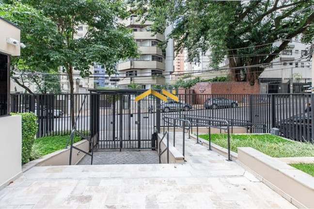 Imagem Apartamento com 2 Quartos à Venda, 57 m² em Moema - São Paulo