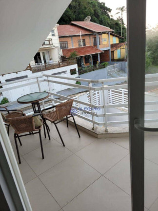 Imagem Sobrado com 3 Quartos à Venda, 280 m² em Centro - Penha Imagem Sobrado com 3 Quartos à Venda, 280 m² em Centro - Penha