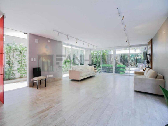 Imagem Casa com 3 Quartos à Venda, 334 m² em Jardim Europa - São Paulo Imagem Casa com 3 Quartos à Venda, 334 m² em Jardim Europa - São Paulo