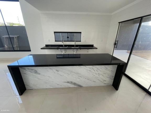 Imagem Casa com 3 Quartos à Venda, 178 m² em Goiânia 2 - Goiânia Imagem Casa com 3 Quartos à Venda, 178 m² em Goiânia 2 - Goiânia