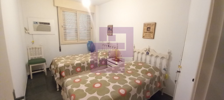 Imagem Apartamento com 4 Quartos à Venda, 140 m² em Pitangueiras - Guarujá