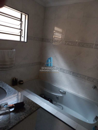 Imagem Casa com 4 Quartos à Venda, 227 m² em Cidade Líder - São Paulo Imagem Casa com 4 Quartos à Venda, 227 m² em Cidade Líder - São Paulo
