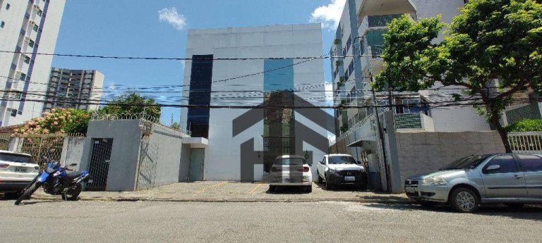 Edifício Residencial à Venda, 600 m² em Prado - Recife
