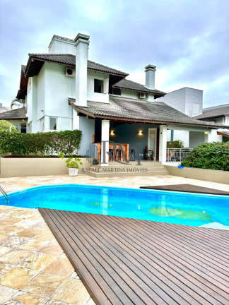Casa com 3 Quartos à Venda, 291 m² em Cacupé - Florianópolis