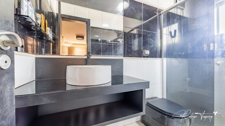 Imagem Casa de Condomínio com 3 Quartos à Venda, 250 m² em Loteamento Portal Do Sol I - Goiânia