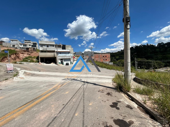 Imagem Terreno à Venda, 329 m² em Laranjeiras - Caieiras Imagem Terreno à Venda, 329 m² em Laranjeiras - Caieiras