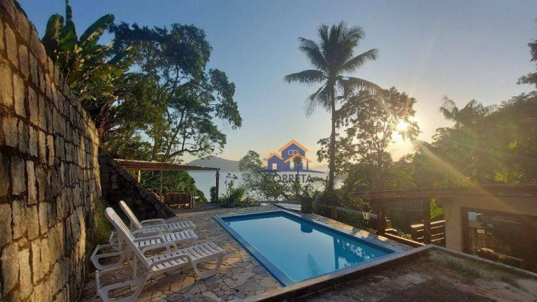 Casa com 4 Quartos à Venda, 1.500 m² em Vila Velha - Angra Dos Reis