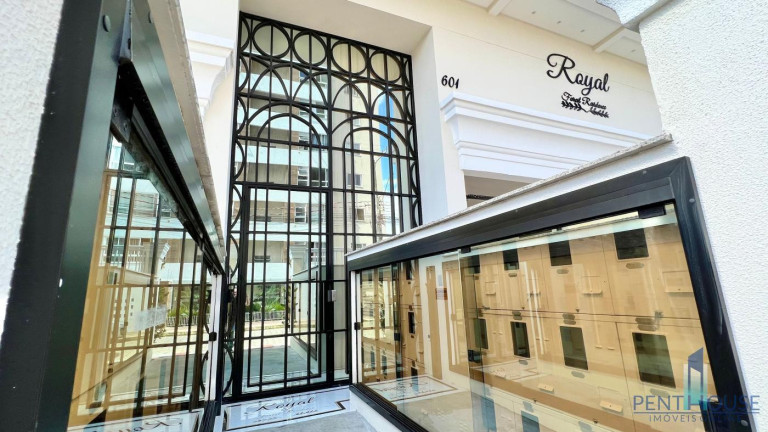 Imagem Apartamento com 2 Quartos à Venda, 62 m² em Tabuleiro - Camboriú