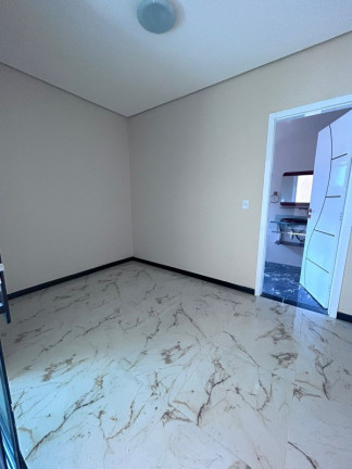 Imagem Casa com 3 Quartos à Venda, 250 m² em Colônia Terra Nova - Manaus