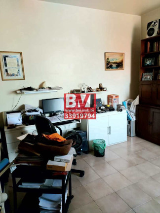 Imagem Casa com 4 Quartos à Venda, 367 m² em Vila Da Penha - Rio De Janeiro Imagem Casa com 4 Quartos à Venda, 367 m² em Vila Da Penha - Rio De Janeiro
