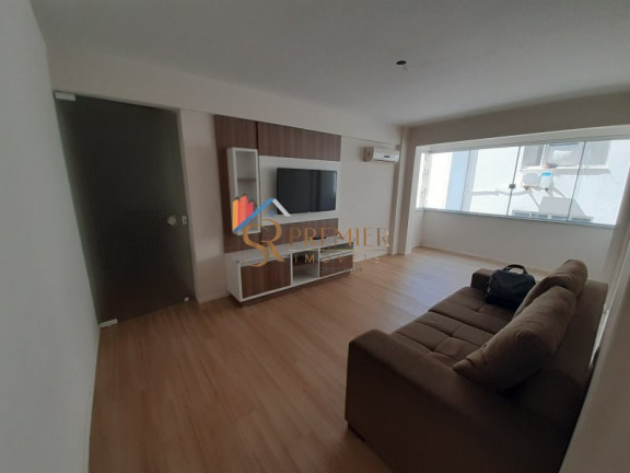 Apartamento com 2 Quartos à Venda, 67 m² em Centro - Florianópolis