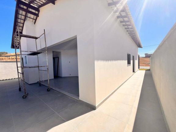 Imagem Casa com 3 Quartos à Venda, em Nova São Pedro - São Pedro Da Aldeia Imagem Casa com 3 Quartos à Venda, em Nova São Pedro - São Pedro Da Aldeia