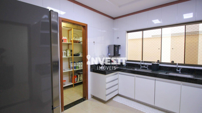 Imagem Sobrado com 3 Quartos à Venda, 238 m² em Loteamento Portal Do Sol Ii - Goiânia Imagem Sobrado com 3 Quartos à Venda, 238 m² em Loteamento Portal Do Sol Ii - Goiânia