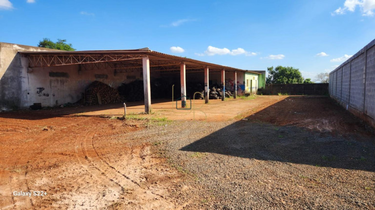Imagem Galpão à Venda, 2.700 m² em Jardim Tarobá - Cambé