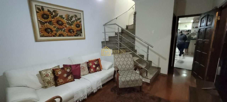 Imagem Casa com 3 Quartos à Venda, 208 m² em Jordanópolis - São Bernardo Do Campo