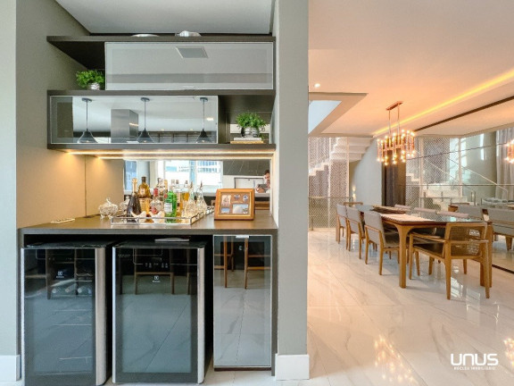 Imagem Casa de Condomínio com 4 Quartos à Venda, 426 m² em Estreito - Florianópolis Imagem Casa de Condomínio com 4 Quartos à Venda, 426 m² em Estreito - Florianópolis