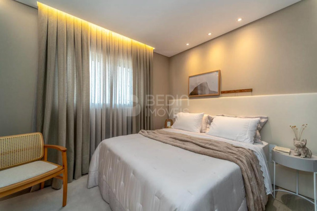 Imagem Apartamento com 4 Quartos à Venda, 233 m² em Centro - Balneário Camboriú Imagem Apartamento com 4 Quartos à Venda, 233 m² em Centro - Balneário Camboriú