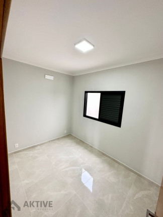 Imagem Casa de Condomínio com 3 Quartos à Venda, em Horto Florestal Villagio - Sorocaba Imagem Casa de Condomínio com 3 Quartos à Venda, em Horto Florestal Villagio - Sorocaba