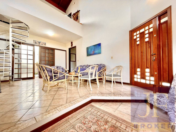 Imagem Casa com 3 Quartos à Venda, 300 m² em Canasvieiras - Florianópolis Imagem Casa com 3 Quartos à Venda, 300 m² em Canasvieiras - Florianópolis