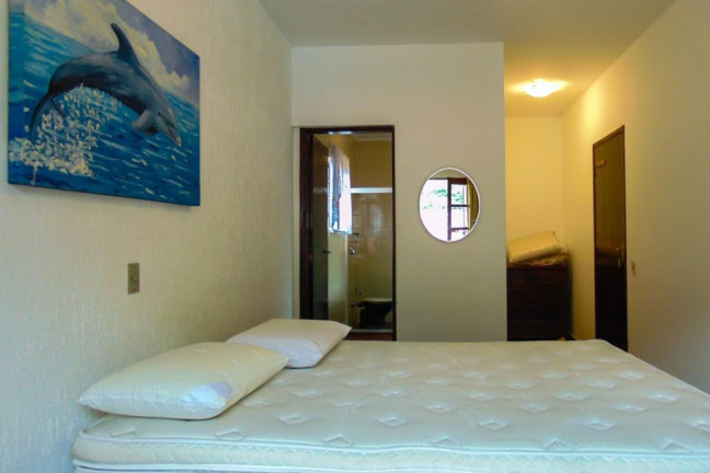 Imagem Casa com 4 Quartos à Venda, 480 m² em Guaiuba - Guarujá Imagem Casa com 4 Quartos à Venda, 480 m² em Guaiuba - Guarujá