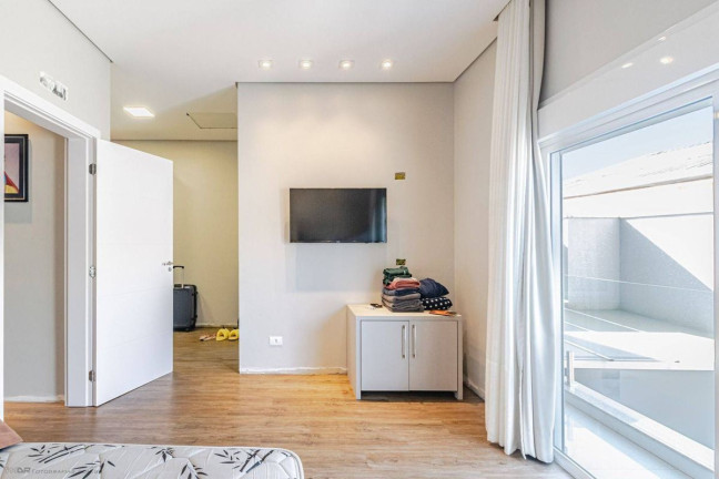 Imagem Sobrado com 3 Quartos à Venda, 380 m² em Centro - Piraquara Imagem Sobrado com 3 Quartos à Venda, 380 m² em Centro - Piraquara