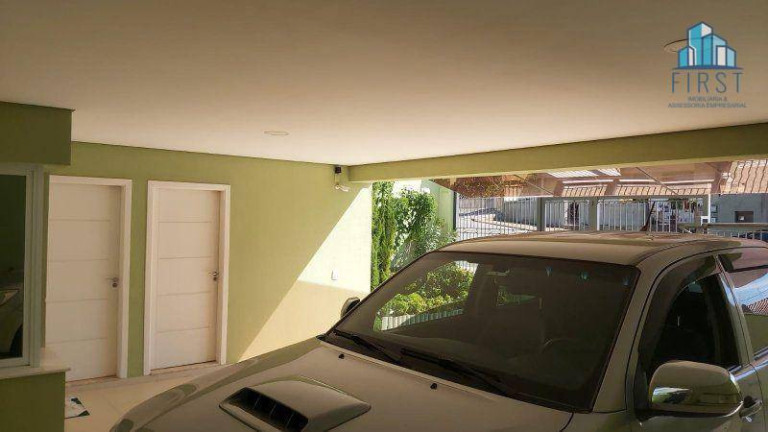 Imagem Casa com 4 Quartos à Venda, 255 m² em Centro - Vinhedo