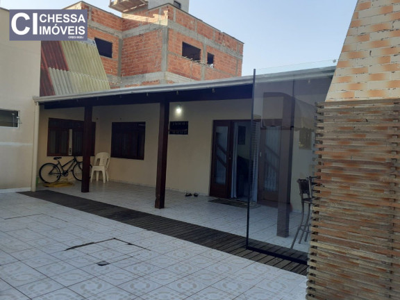Imagem Casa com 2 Quartos à Venda, 330 m² em Carvalho - Itajaí