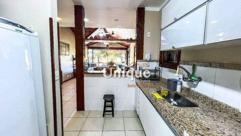 Imagem Casa com 4 Quartos à Venda, 108 m² em Ferradura - Armação Dos Búzios