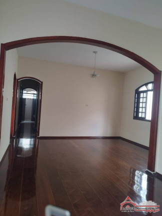 Casa com 3 Quartos para Alugar, 151 m² em Jardim Santa Maria - Jacareí