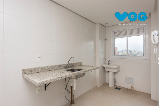 Imagem Imóvel com 2 Quartos à Venda, 66 m² em Jardim Do Salso - Porto Alegre Imagem Imóvel com 2 Quartos à Venda, 66 m² em Jardim Do Salso - Porto Alegre