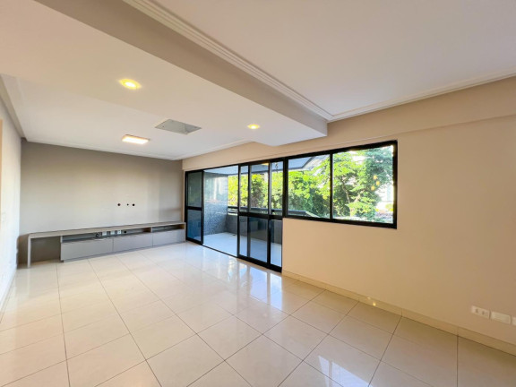 Imagem Apartamento com 3 Quartos à Venda, 150 m² em Casa Forte - Recife