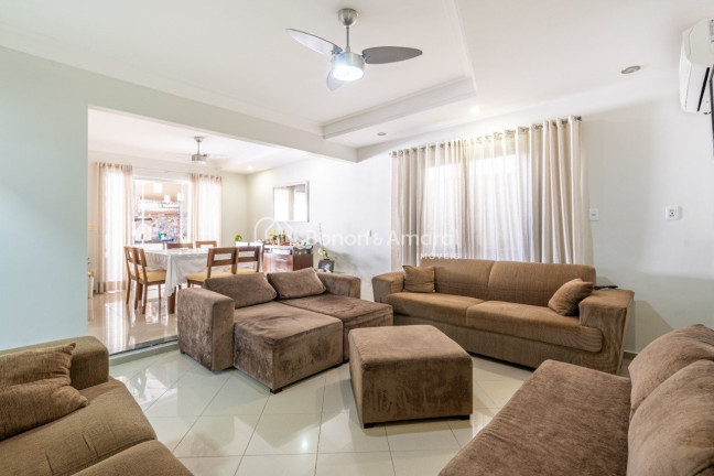 Imagem Casa com 4 Quartos à Venda, 370 m² em Jardim América - Paulínia Imagem Casa com 4 Quartos à Venda, 370 m² em Jardim América - Paulínia