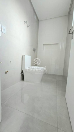 Imagem Apartamento com 3 Quartos à Venda, 205 m² em Armação - Penha